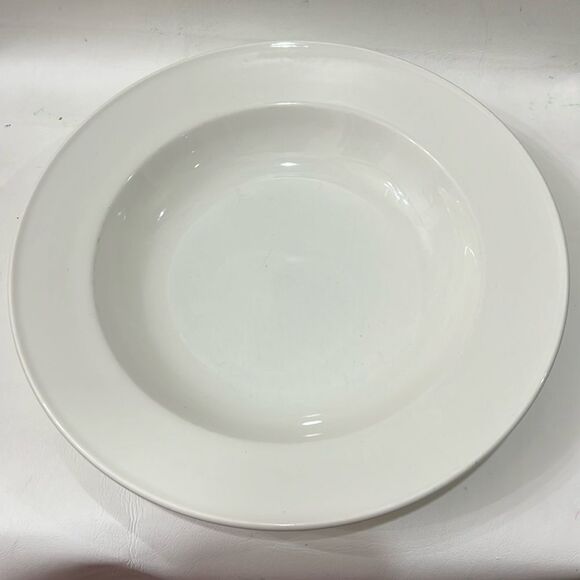 Mikasa Color Spectrum Serving Pasta Salad Bowl CA900 Alpine White 11 In Round - Picture 1 of 8